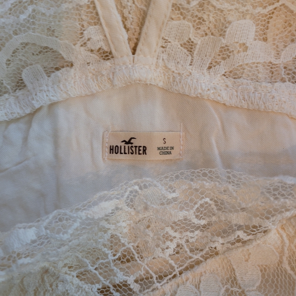 Hollister Cream Lace Overlay Dress – NWT, Size Small - Picture 4 of 7